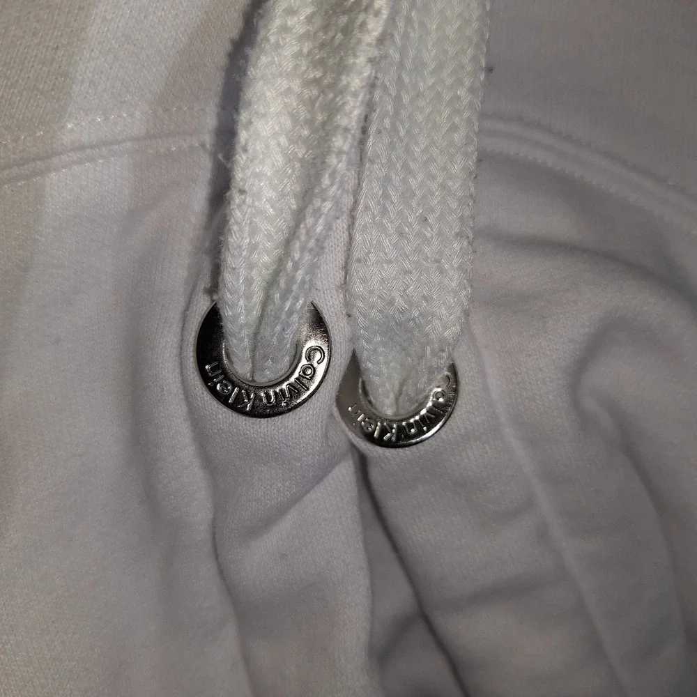 Calvin Klein Jeans Womens 2X White Sequin Logo Hoodie Pullover Sweatshirt
